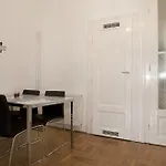 Lägenhet Alice Budapest